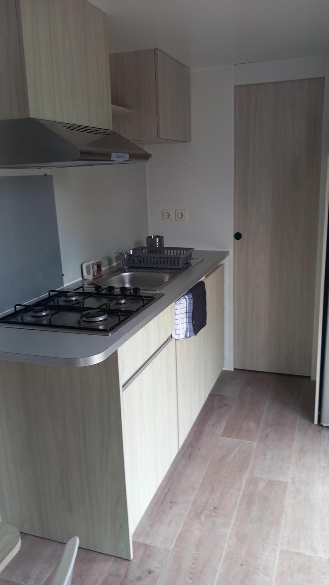 Mobil Home Le Castellas Bertrand /Stehlin Sete Exterior photo